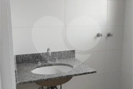 Apartamento à venda com 2 quartos, sendo 1 suíte, no Centro, Mogi das Cruzes, SP