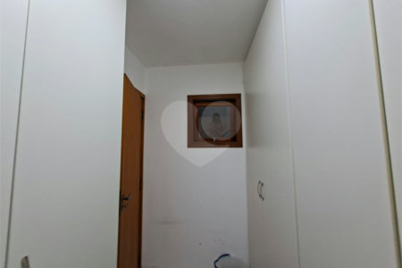 Sobrado à venda com 3 quartos, sendo 1 suíte, em Jardim Bonfiglioli, São Paulo, SP