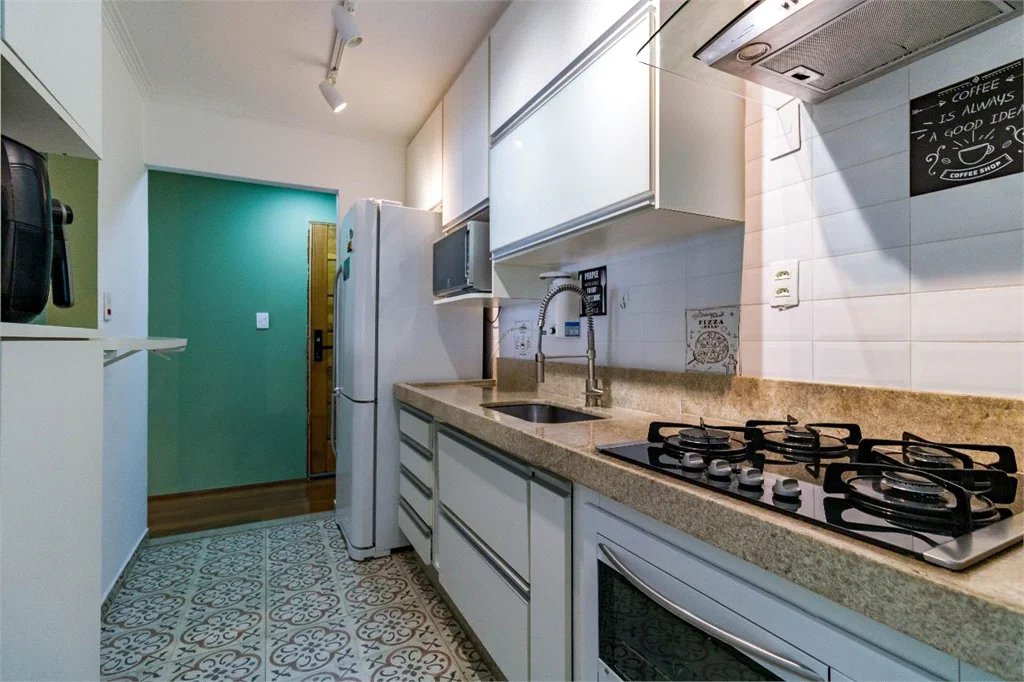 Apartamento à venda com 2 quartos, sendo 1 suíte,  em Vila Andrade, São Paulo, SP