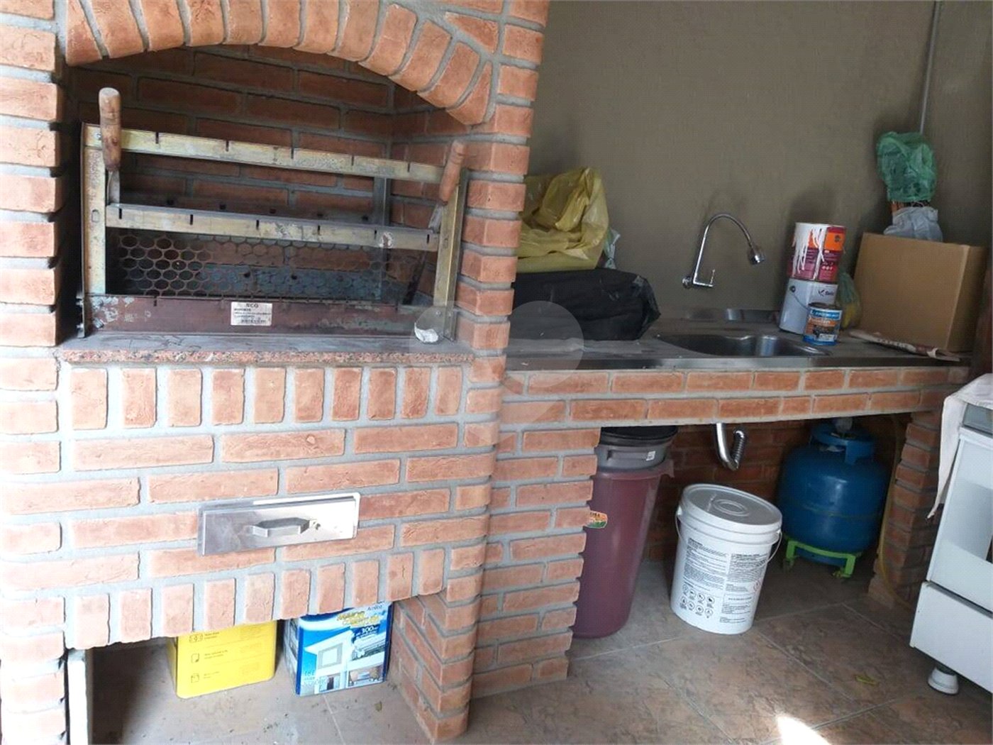 Sobrado à venda com 3 quartos, sendo 1 suíte, em Jardim Suzano, Suzano, SP