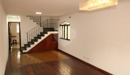 Sobrado à venda com 3 quartos, sendo 1 suíte,  em Vila Nova Mazzei, São Paulo, SP