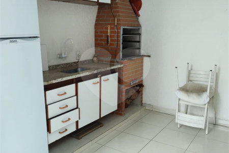 Sobrado à venda com 2 quartos, sendo 1 suíte,  em Jardim São Pedro, Mogi das Cruzes, SP