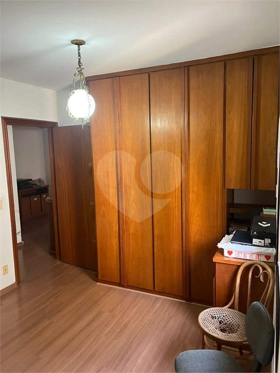 Apartamento à venda com 4 suítes em Vila Uberabinha, São Paulo, SP