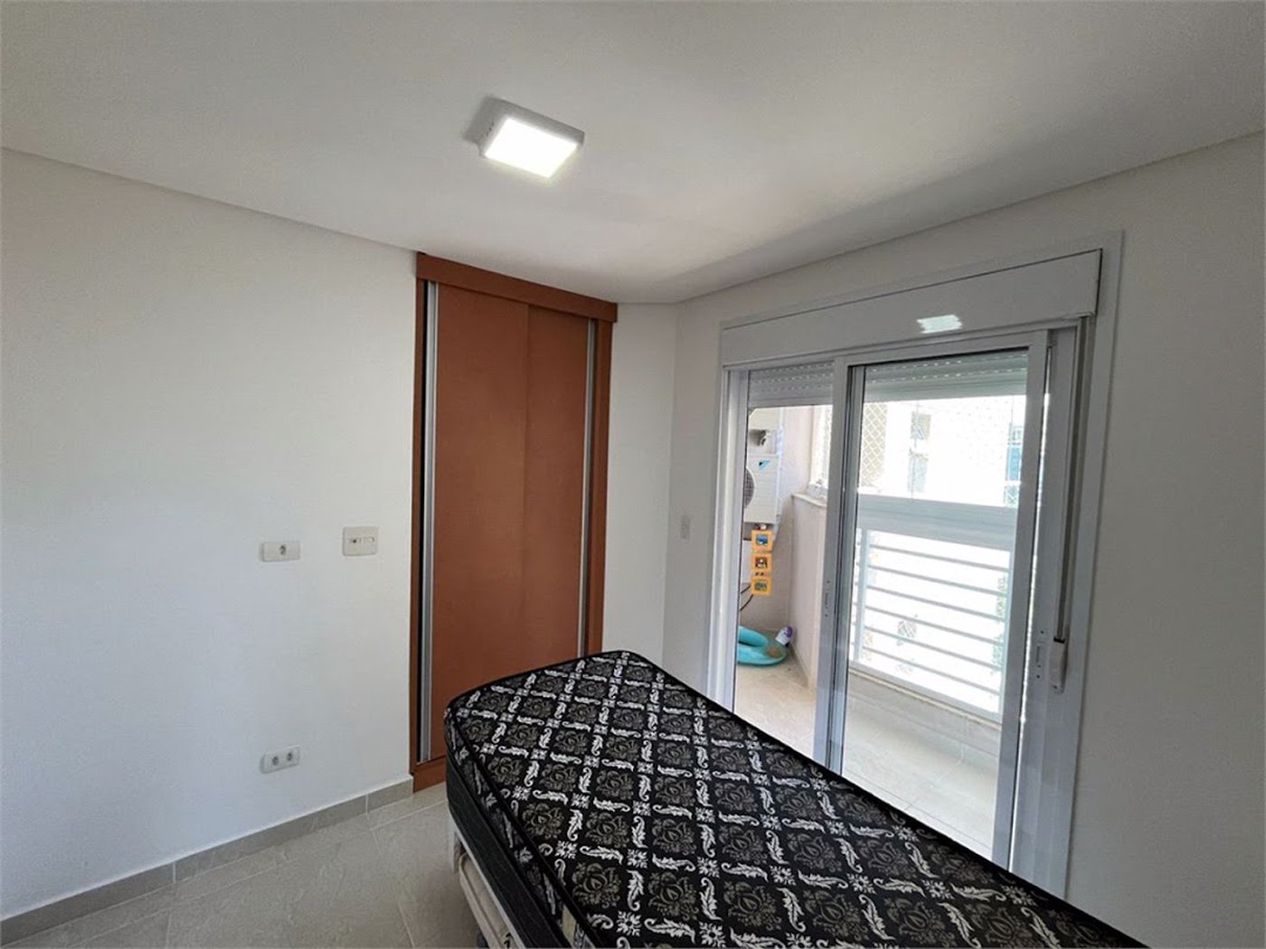 Apartamento Residencial à venda, Jardim Virginia, Guarujá - AP0995.