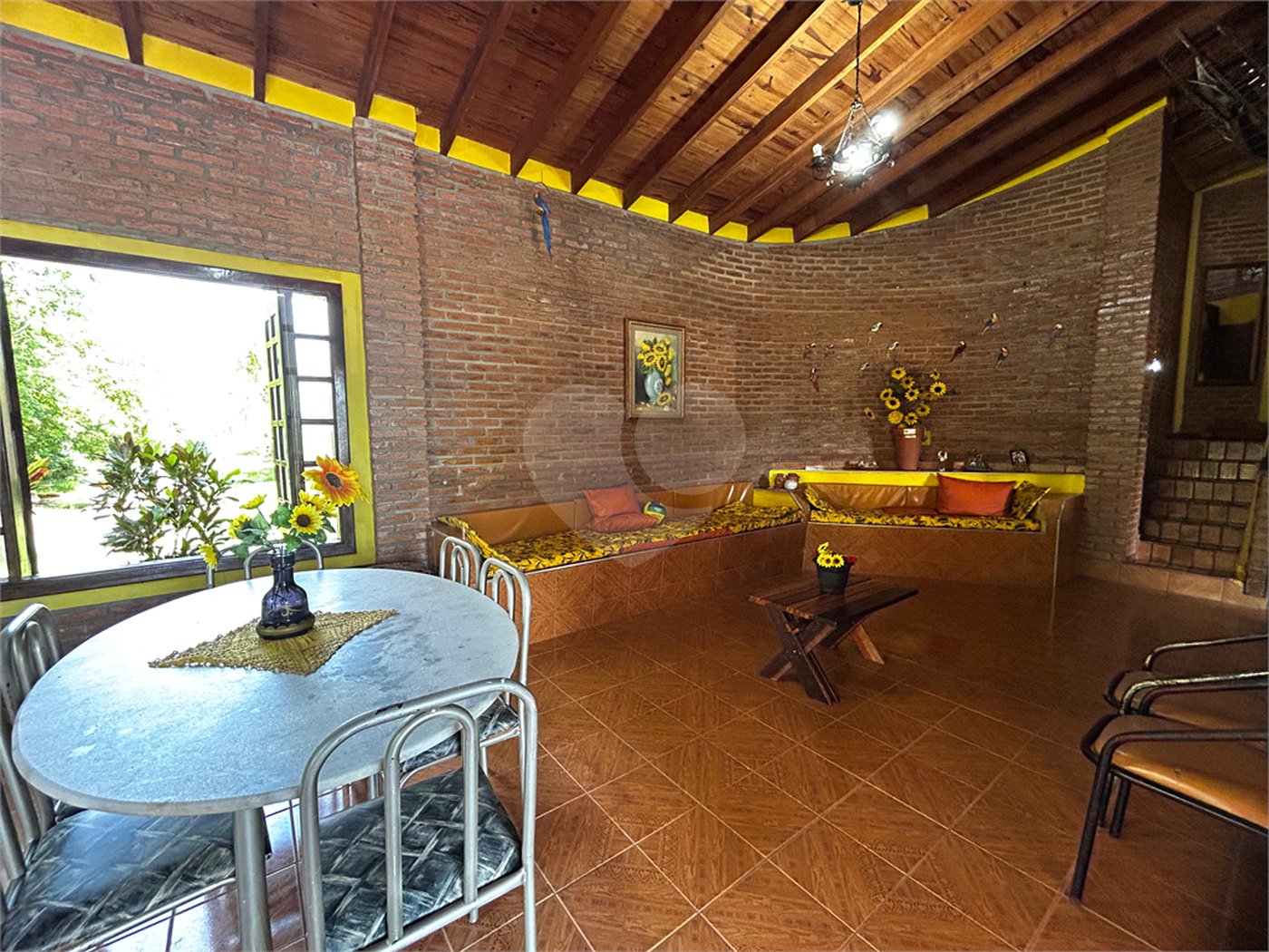 Chácara à venda com 3 quartos, sendo 1 suíte, no Centro, Três Lagoas, MS