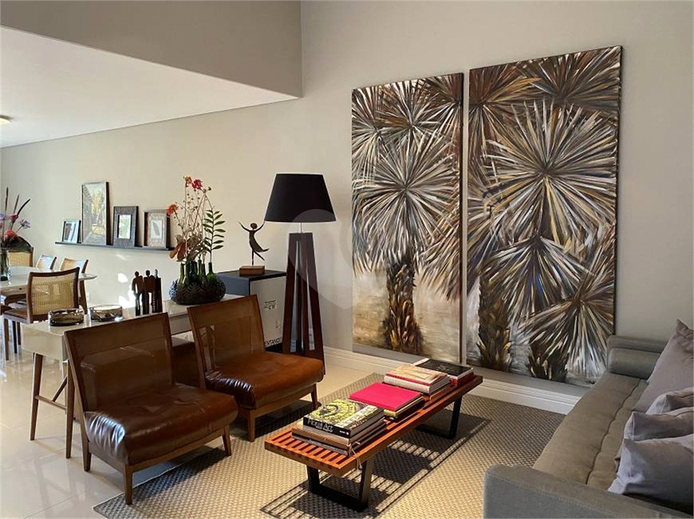 Casa à venda com 4 suítes no condomínio Villa Veneto, Itatiba - SP