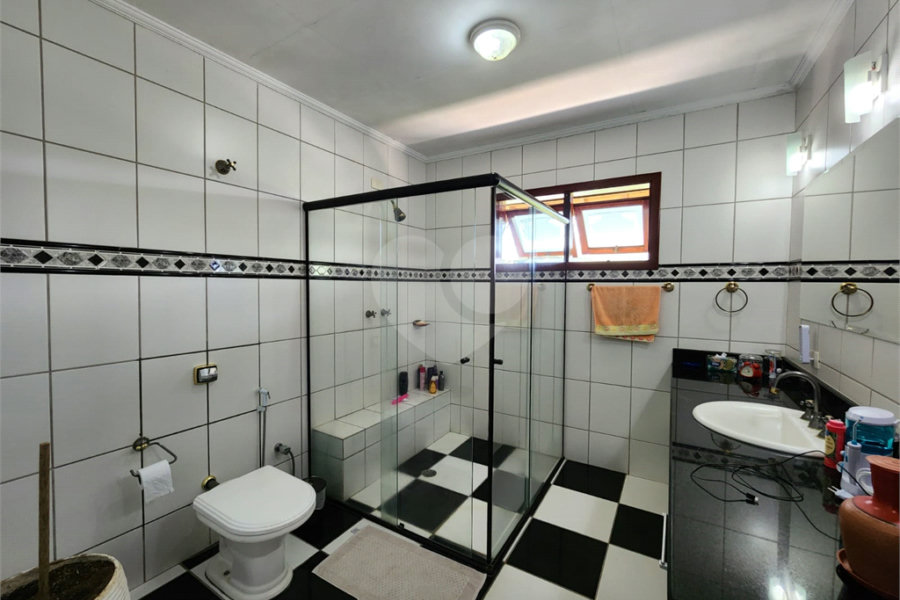 Casa à venda com 5 suítes no condomínio Suíça da Cantareira, Mairiporã - SP