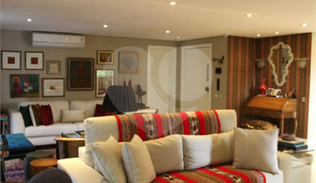Apartamento à venda com 3 suítes em Campo Belo, São Paulo, SP