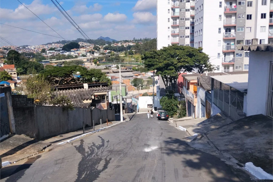 Terreno à venda com 1 quarto em Perus, São Paulo, SP