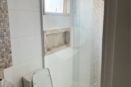 Casa à venda com 3 quartos, sendo 1 suíte, no condomínio Recanto das Araucárias, Suzano - SP