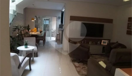 Casa à venda com 3 quartos, sendo 1 suíte, em Saúde, São Paulo, SP