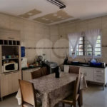 Casa à venda com 3 quartos, sendo 1 suíte, no condomínio Chácaras do Lago, Vinhedo - SP