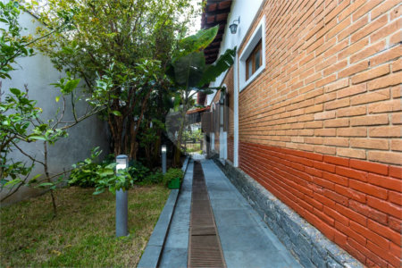 Casa Térrea à venda com 3 quartos, sendo 2 suítes, em Jardim Marajoara, São Paulo, SP