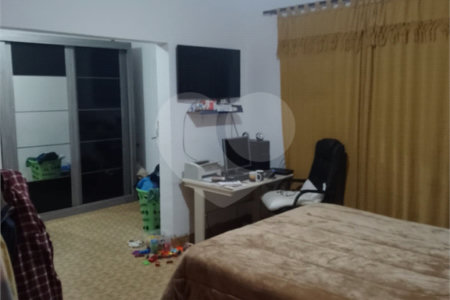 Casa à venda com 2 quartos em Parque Industrial, São Paulo, SP