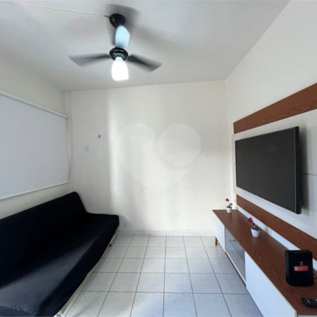 Apartamento à venda com 1 quarto em Guilhermina, Praia Grande, SP