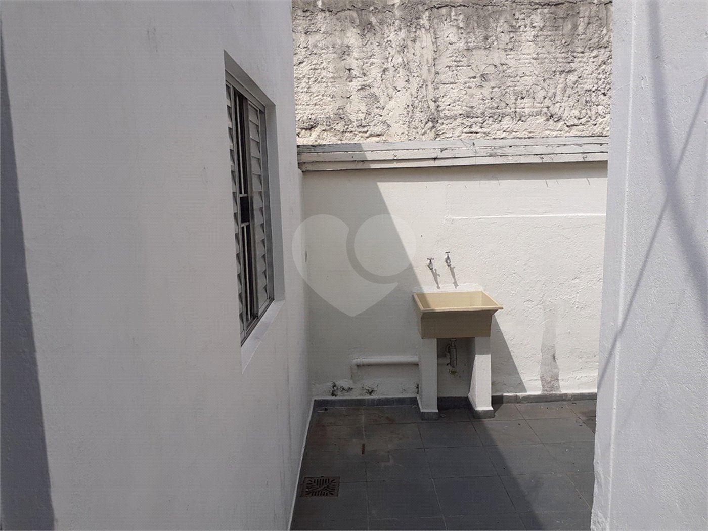 Casa à venda com 2 quartos em Vila Gumercindo, São Paulo, SP