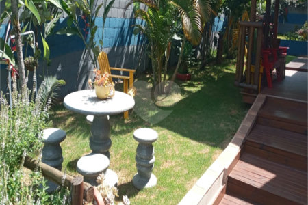 Chácara à venda com 3 quartos, sendo 2 suítes,  em Monterrey, Louveira, SP