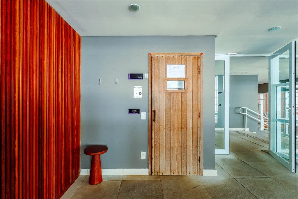 Apartamento à venda ou para alugar com 1 quarto em Vila Gertrudes, São Paulo, SP