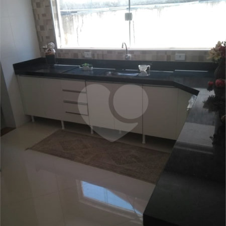 Casa à venda com 3 quartos, sendo 2 suítes,  no condomínio Vale do Sol, Bom Jesus dos Perdões - SP