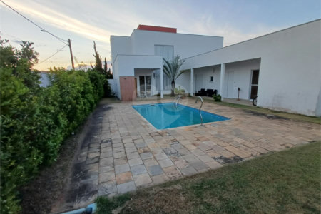 Sobrado à venda com 3 quartos, sendo 1 suíte, em Jardim Solar do Bosque, Sorocaba, SP