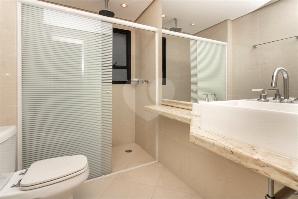 Apartamento à venda com 4 quartos, sendo 3 suítes, em Higienópolis, São Paulo, SP