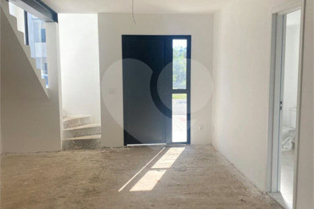 Casa à venda com 2 suítes no condomínio Vila Ilha de Creta, Valinhos - SP