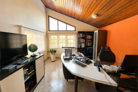 Casa à venda com 5 suítes no condomínio Parque Village Castelo, Itu - SP