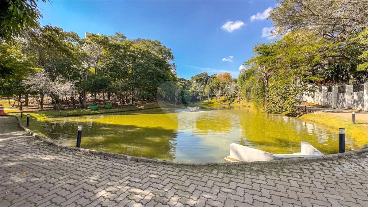 Casa à venda com 4 suítes no condomínio Tivoli, Sorocaba - SP