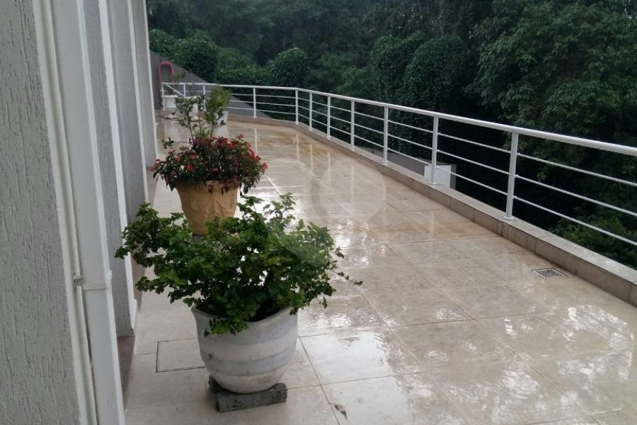 Casa à venda com 5 suítes no condomínio Parque Imperial da Cantareira, Mairiporã - SP