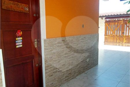 Casa à venda com 3 quartos, sendo 2 suítes,  em Indaiá, Bertioga, SP