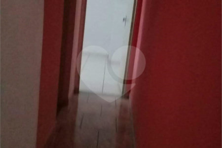 Sobrado à venda com 2 quartos, sendo 1 suíte, em Vila Urupês, Suzano, SP