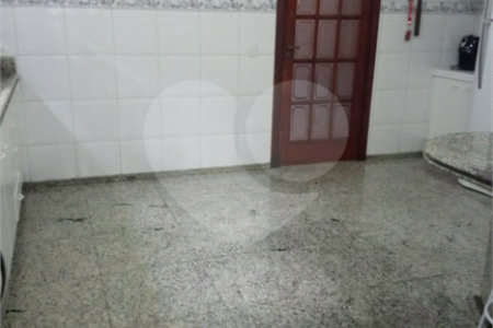 Casa para alugar com 4 quartos, sendo 2 suítes, em Campo Grande, São Paulo, SP