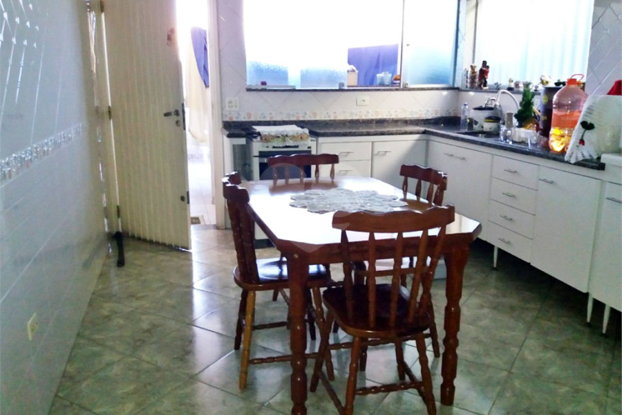Sobrado à venda com 4 quartos, sendo 3 suítes, em Tucuruvi, São Paulo, SP