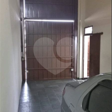 Sobrado à venda com 3 quartos, sendo 1 suíte,  em Jardim Selma Helena, Poá, SP