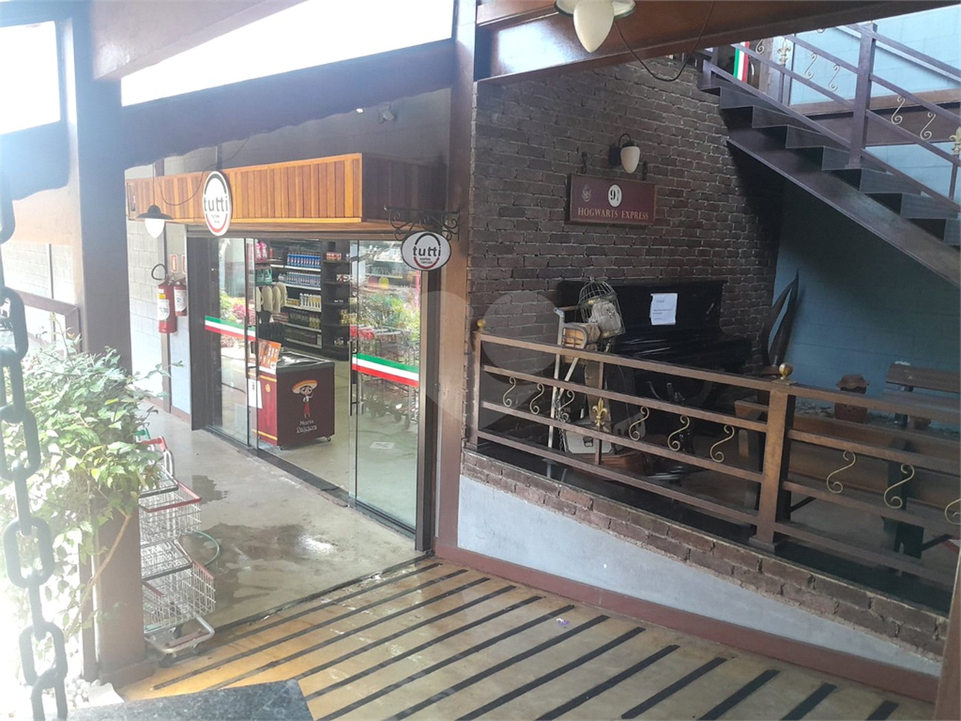 Loja para alugar em Roseira, Mairiporã, SP