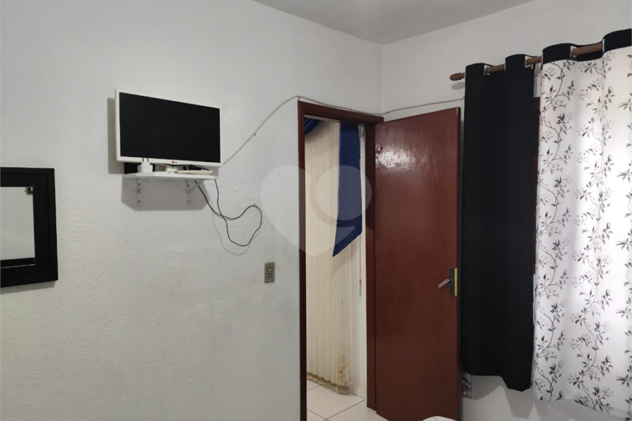 Casa Térrea à venda com 2 quartos em Parque Peruche, São Paulo, SP