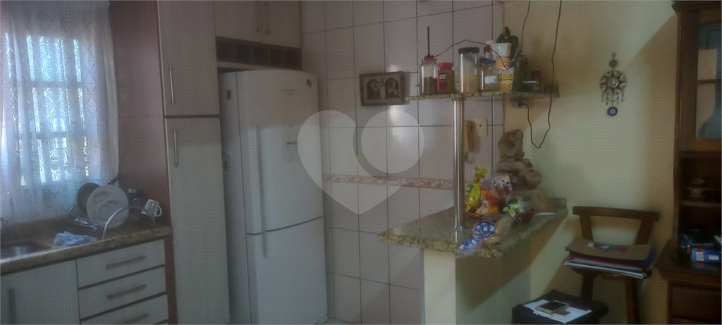 Casa à venda com 3 quartos, sendo 1 suíte,  em Vila Augusta, Guarulhos, SP