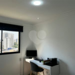 Apartamento à venda com 3 quartos, sendo 2 suítes, em Alto da Boa Vista, São Paulo, SP
