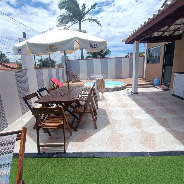 Casa à venda com 3 quartos, sendo 1 suíte, em Caminho de Búzios, Cabo Frio, RJ