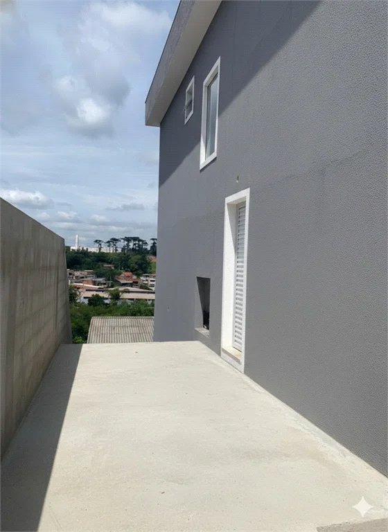 Sobrado à venda com 2 quartos em Jardim São Miguel, Cotia - SP