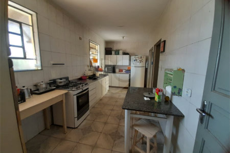 Casa multifuncional a venda na Vila Boa Vista 1