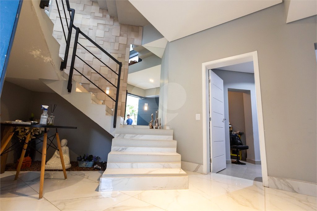 Casa à venda com 4 suítes no condomínio Villa Castanheira, São Paulo - SP