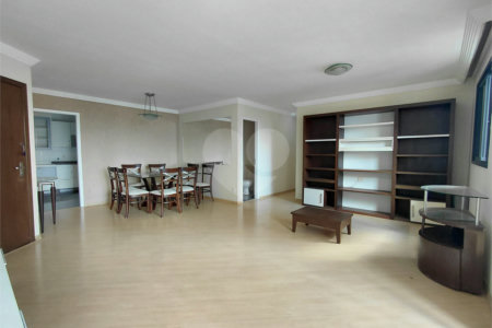 Apartamento à venda com 3 suítes em Vila Romana, São Paulo, SP