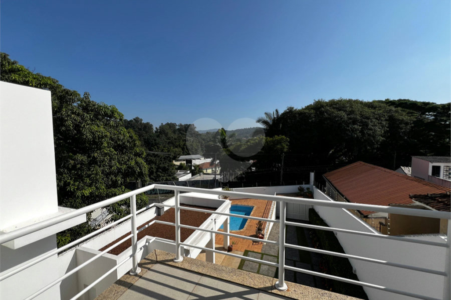 Sobrado à venda com 4 suítes em Tremembé, São Paulo, SP