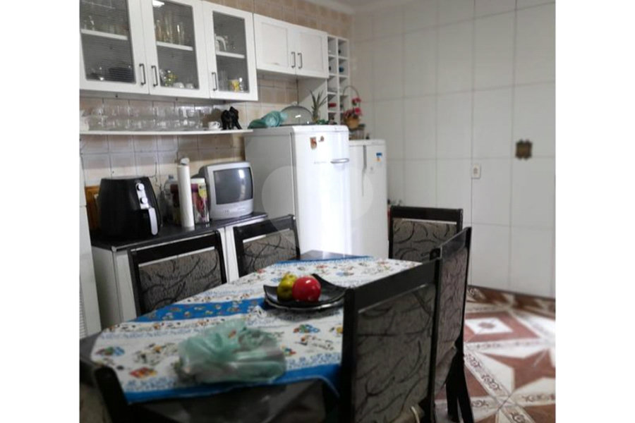 Casa à venda com 2 quartos no condomínio Benvinda Catarina de Jesus, São Paulo - SP