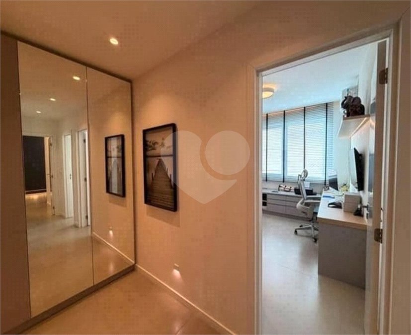 Apartamento à venda com 4 quartos, sendo 1 suíte,  em Ipanema, Rio de Janeiro, RJ