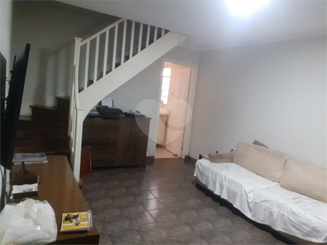 Sobrado à venda com 2 quartos em Santana, São Paulo, SP
