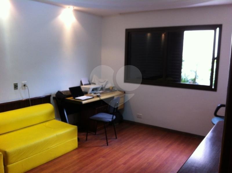 Apartamento à venda com 4 suítes em Real Parque, São Paulo, SP