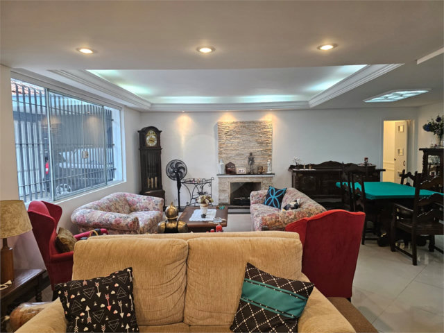Casa Térrea à venda com 3 suítes em Alto da Boa Vista, São Paulo, SP