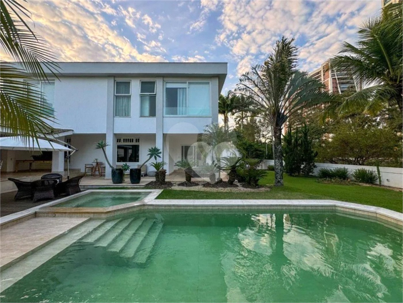 Casa à venda com 5 suítes no condomínio Malibu, Rio de Janeiro - RJ